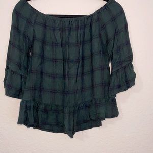 BB Dakota plaid off-the-shoulder top. Size XS.